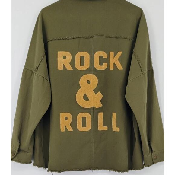 Davi & Dani Jackets & Blazers - Davi & Dani Women’s Olive Green “Rock & Roll” Frayed Utility Jacket. Sz L  NEW